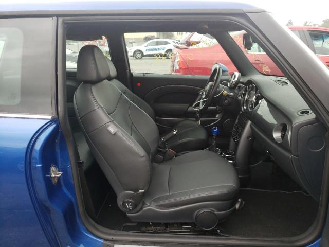 Photo 5 from auction – 2005 MINI COOPER with VIN WMWRC33595TK62979