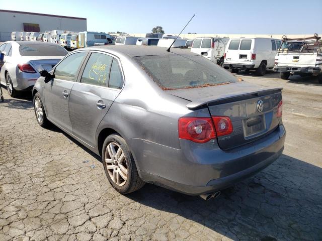 Photo 3 from auction – 2007 VOLKSWAGEN JETTA WOLF with VIN 3VWEG71K27M202000