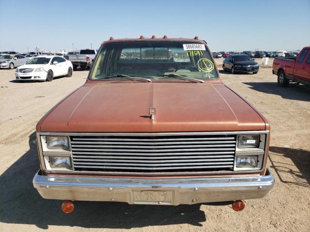 Photo 9 from auction – 1982 CHEVROLET 3500 with VIN 1GCHC33W7CS171591