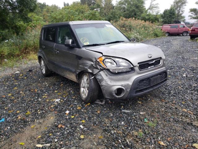 KIA SOUL + 2013 with VIN KNDJT2A65D7636842 - Photo from auction