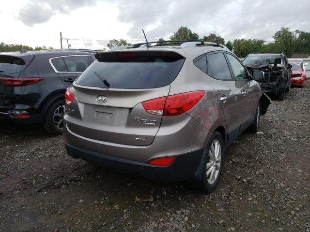 Photo 4 from auction – 2012 HYUNDAI TUCSON GLS with VIN KM8JUCAC7CU383656