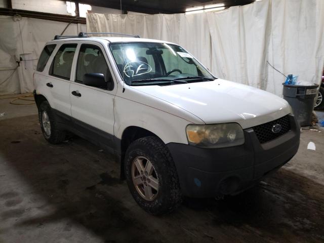 FORD ESCAPE XLS 2005 with VIN 1FMYU92ZX5KA08119 - Photo from auction
