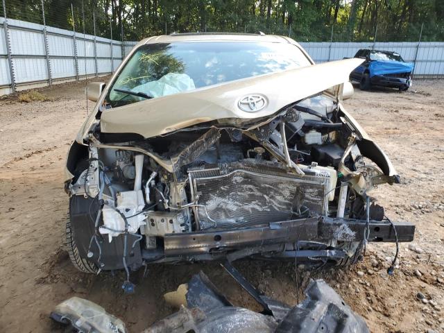 Photo 9 from auction – 2011 TOYOTA SIENNA XLE with VIN 5TDYK3DC1BS076443