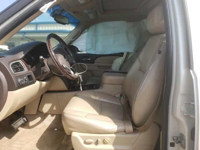Photo 5 from auction – 2010 GMC YUKON DENA with VIN 1GKUKEEF4AR196564