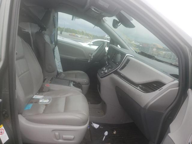Photo 5 from auction – 2018 TOYOTA SIENNA XLE with VIN 5TDYZ3DC9JS964786