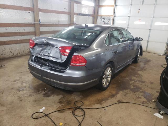 Photo 4 from auction – 2012 VOLKSWAGEN PASSAT SEL with VIN 1VWCH7A31CC025982