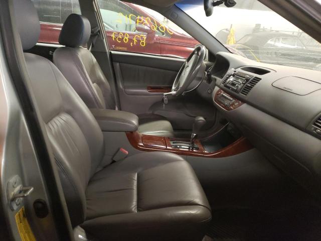 Photo 5 from auction – 2002 TOYOTA CAMRY LE with VIN 4T1BF30K42U514483