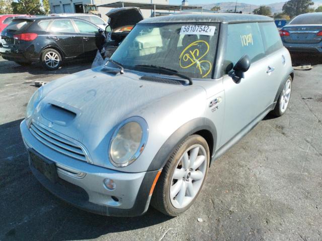 Photo 2 from auction – 2004 MINI COOPER S with VIN WMWRE33444TD82465