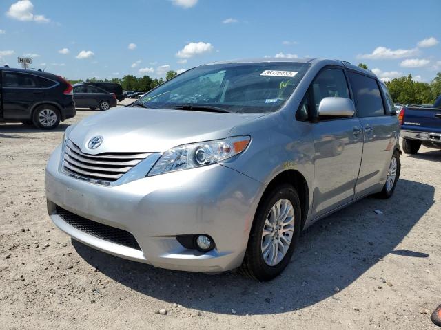 Photo 2 from auction – 2016 TOYOTA SIENNA XLE with VIN 5TDYK3DC0GS748810