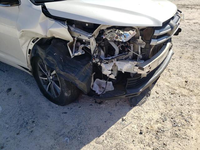 Photo 9 from auction – 2018 TOYOTA HIGHLANDER with VIN 5TDKZRFH2JS540853