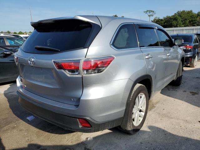 Photo 4 from auction – 2015 TOYOTA HIGHLANDER with VIN 5TDZKRFH7FS109614