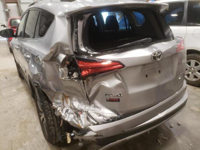 Photo 9 from auction – 2017 TOYOTA RAV4 XLE with VIN 2T3RFREV5HW584160