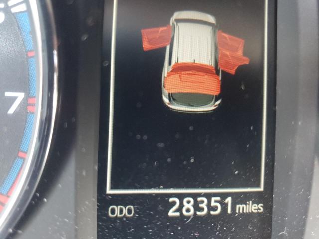 Photo 8 from auction – 2017 TOYOTA RAV4 LIMIT with VIN 2T3DFREV8HW683176