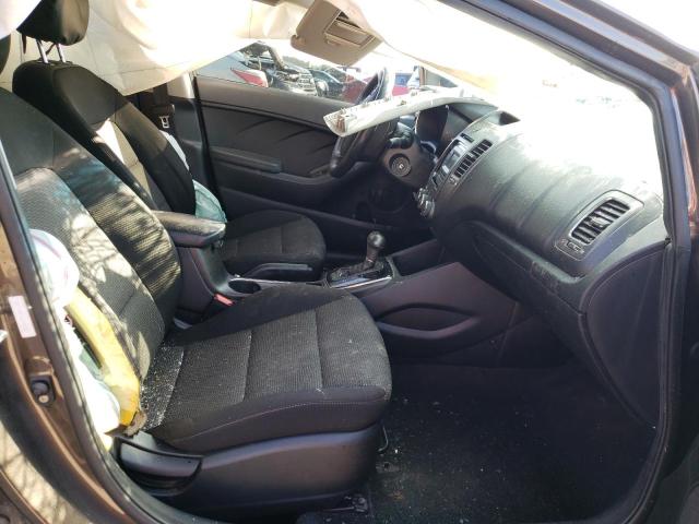 Photo 5 from auction – 2018 KIA FORTE LX with VIN 3KPFK4A76JE201935