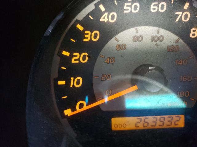 Photo 8 from auction – 2004 TOYOTA 4RUNNER SR with VIN JTEZU14R040034791