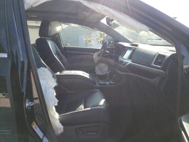 Photo 5 from auction – 2019 TOYOTA HIGHLANDER with VIN 5TDDZRFH9KS735844