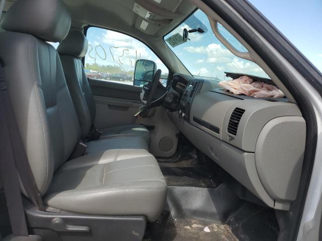 Photo 5 from auction – 2013 CHEVROLET SILVERADO with VIN 1GC2CVCG2DZ225480