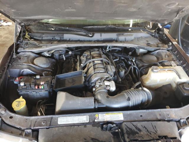 Photo 7 from auction – 2010 CHRYSLER 300C with VIN 2C3CK6CTXAH163465
