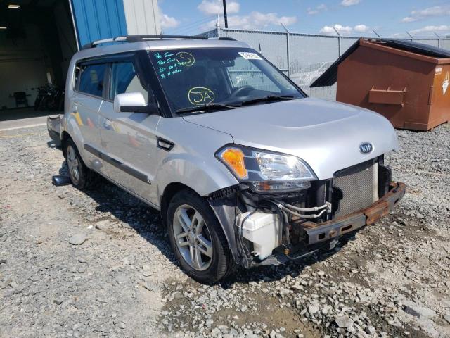 KIA SOUL + 2010 with VIN KNDJT2A27A7082647 - Photo from auction