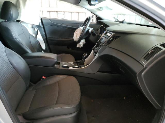 Photo 5 from auction – 2013 HYUNDAI SONATA SE with VIN 5NPEC4AC0DH580601
