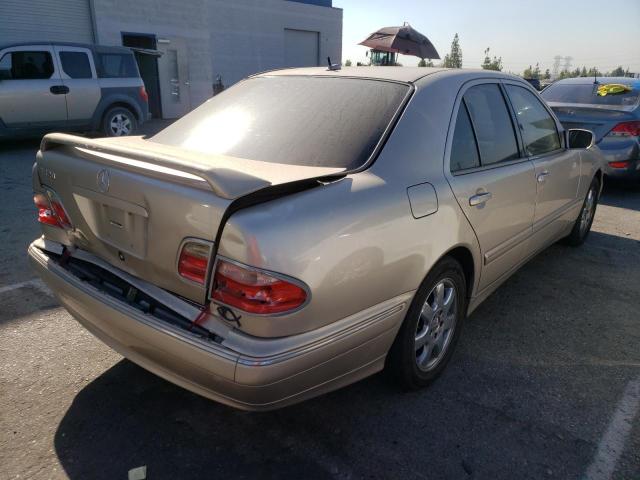 Photo 4 from auction – 2001 MERCEDES-BENZ E 320 with VIN WDBJF65J11B269300