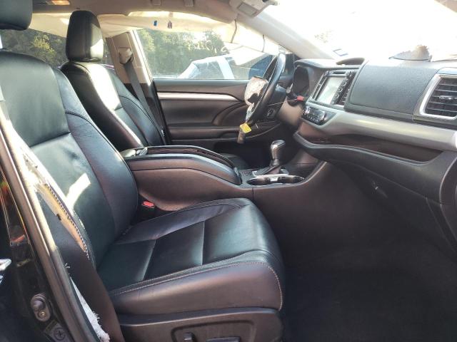 صورة رقم 5 من المزاد - 2018 TOYOTA HIGHLANDER مع VIN 5TDKZRFH5JS536781