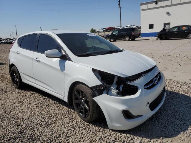 HYUNDAI ACCENT GS 2015 with VIN KMHCT5AE0FU231375 - Photo from auction