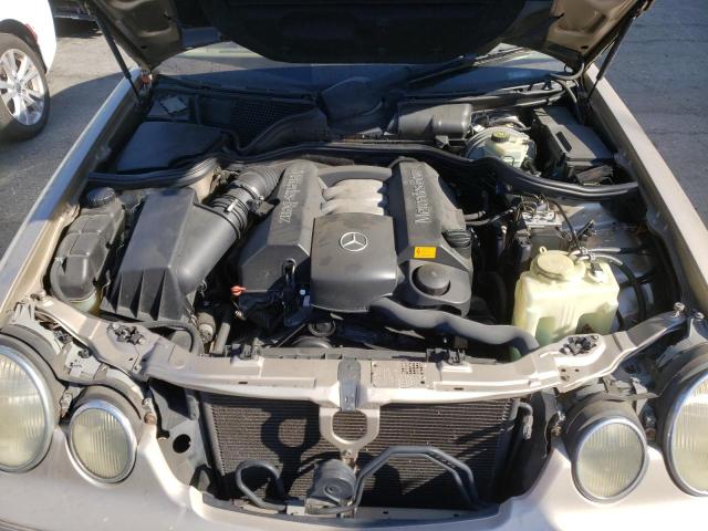 Photo 7 from auction – 2001 MERCEDES-BENZ E 320 with VIN WDBJF65J11B269300