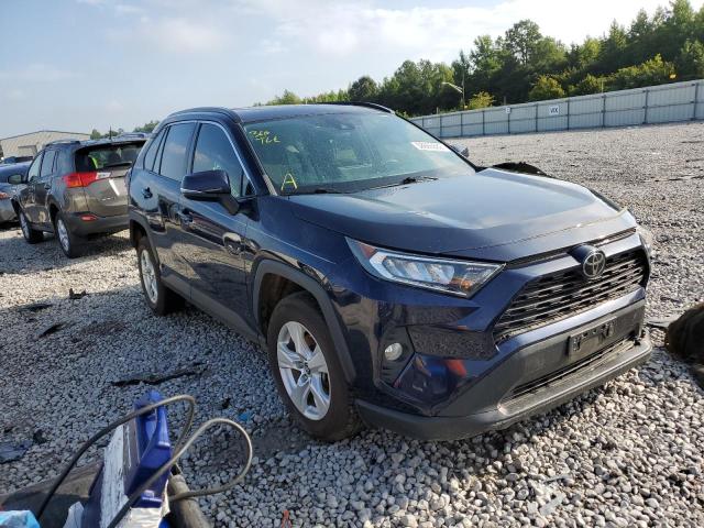TOYOTA RAV4 XLE 2019 with VIN 2T3W1RFVXKC028161 - Photo from auction