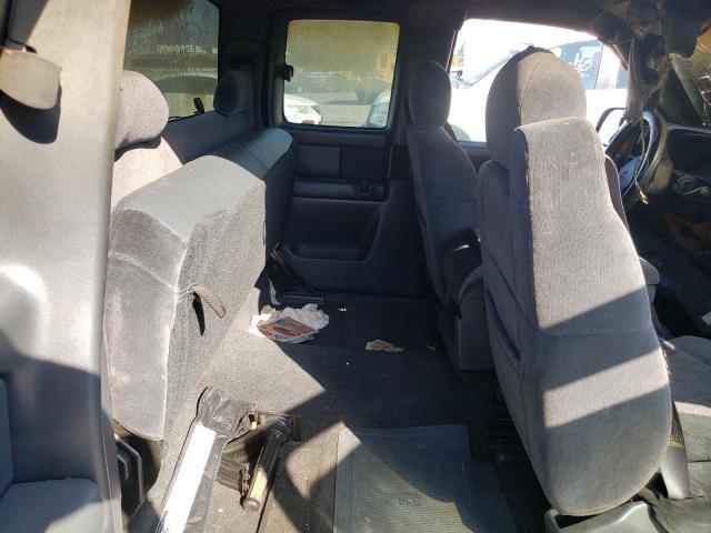 Photo 6 from auction – 2001 CHEVROLET SILVERADO with VIN 1GCEC19V51Z188531