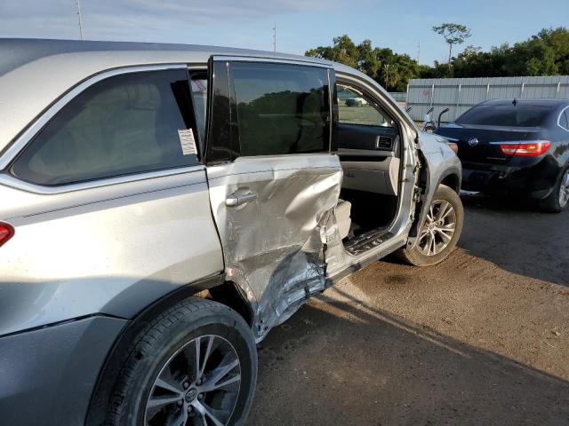 Photo 9 from auction – 2017 TOYOTA HIGHLANDER with VIN 5TDZZRFH4HS215324