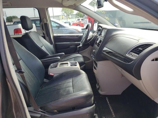 Photo 5 from auction – 2016 CHRYSLER TOWN & COU with VIN 2C4RC1BG8GR282015