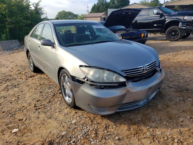 TOYOTA CAMRY LE 2005 with VIN 4T1BE32K75U505989 - Photo from auction