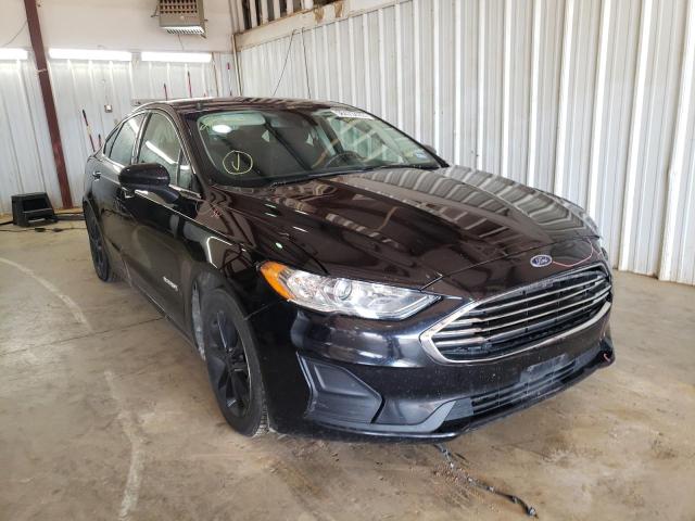 FORD FUSION SE 2019 with VIN 3FA6P0LU8KR151925 - Photo from auction