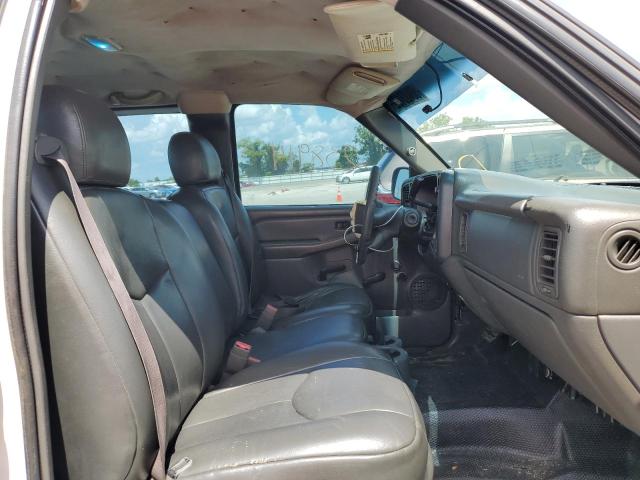 Photo 5 from auction – 2004 CHEVROLET SILVERADO with VIN 1GCEC19X14Z200311