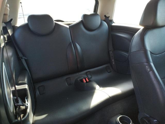 Photo 6 from auction – 2004 MINI COOPER S with VIN WMWRE33444TD82465