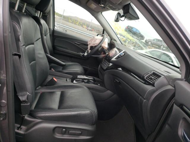 Photo 5 from auction – 2017 HONDA PILOT TOUR with VIN 5FNYF6H97HB025644