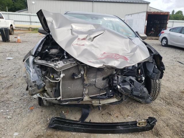 Photo 9 from auction – 2017 TOYOTA COROLLA L with VIN 2T1BURHE2HC955403