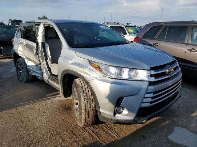 TOYOTA HIGHLANDER 2017 with VIN 5TDZZRFH4HS215324 - Photo from auction