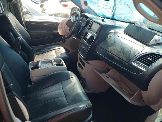 Photo 5 from auction – 2013 CHRYSLER TOWN & COU with VIN 2C4RC1BG6DR690234