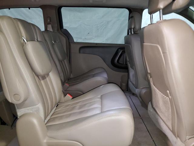 Photo 6 from auction – 2013 CHRYSLER TOWN & COU with VIN 2C4RC1BG5DR558615