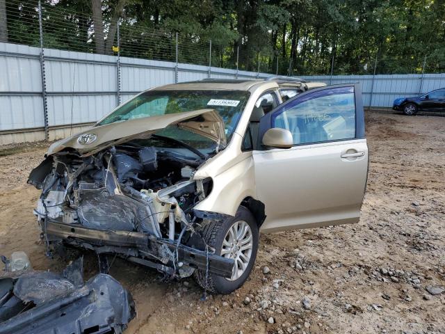 Photo 2 from auction – 2011 TOYOTA SIENNA XLE with VIN 5TDYK3DC1BS076443