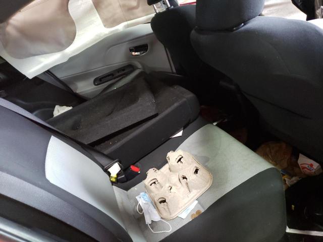 Photo 6 from auction – 2013 TOYOTA PRIUS C with VIN JTDKDTB38D1041448