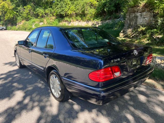 Photo 3 from auction – 1998 MERCEDES-BENZ E 320 with VIN WDBJF65F3WA563113