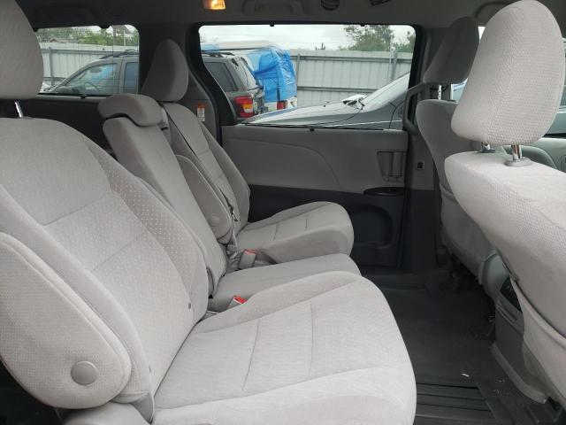 Photo 6 from auction – 2018 TOYOTA SIENNA LE with VIN 5TDKZ3DC1JS951407