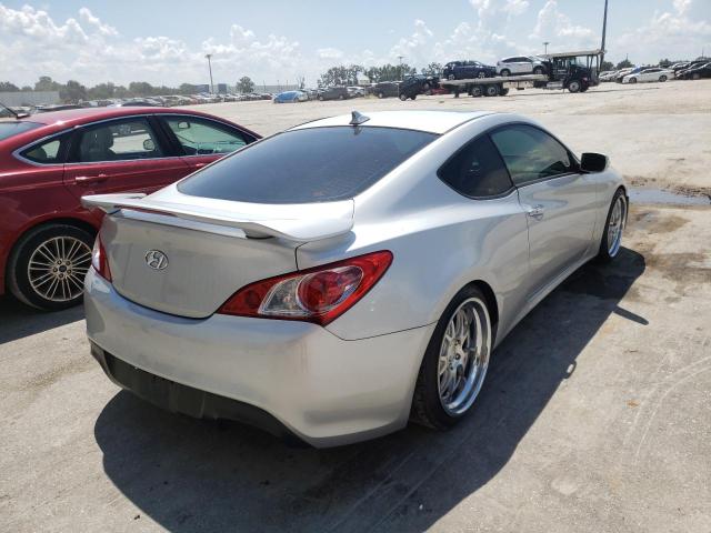 Photo 4 from auction – 2011 HYUNDAI GENESIS CO with VIN KMHHU6KH6BU052771