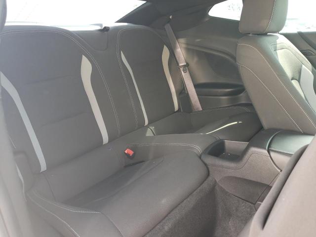 Photo 6 from auction – 2017 CHEVROLET CAMARO LT with VIN 1G1FB1RX8H0101673