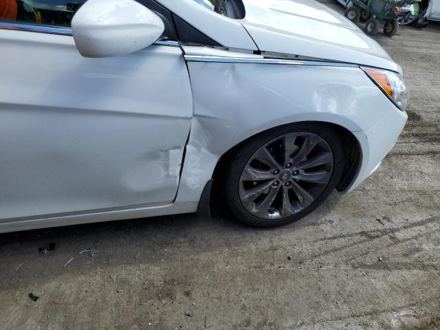 Photo 9 from auction – 2012 HYUNDAI SONATA SE with VIN 5NPEC4AB7CH361754