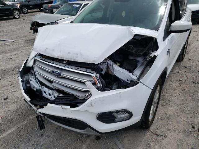 Photo 9 from auction – 2018 FORD ESCAPE SE with VIN 1FMCU9GD5JUB35088