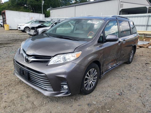 Photo 2 from auction – 2020 TOYOTA SIENNA XLE with VIN 5TDYZ3DC5LS035083